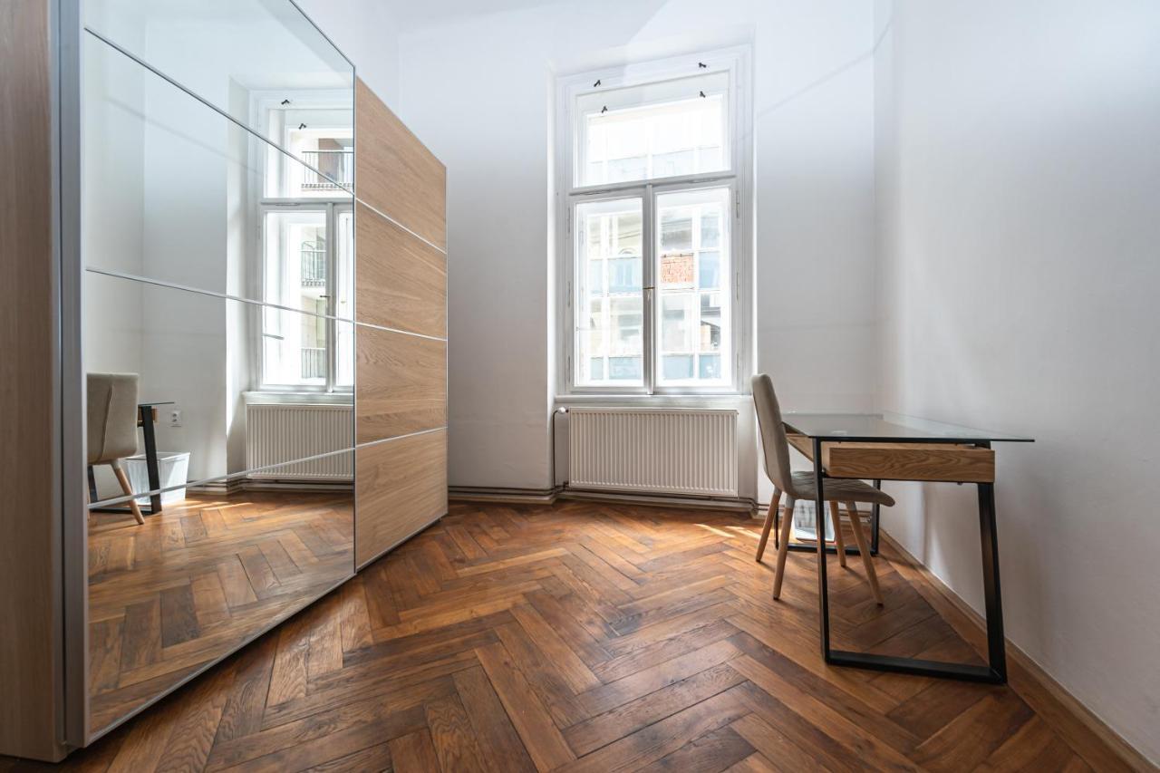 New Town Central Apartment Prague Exterior photo
