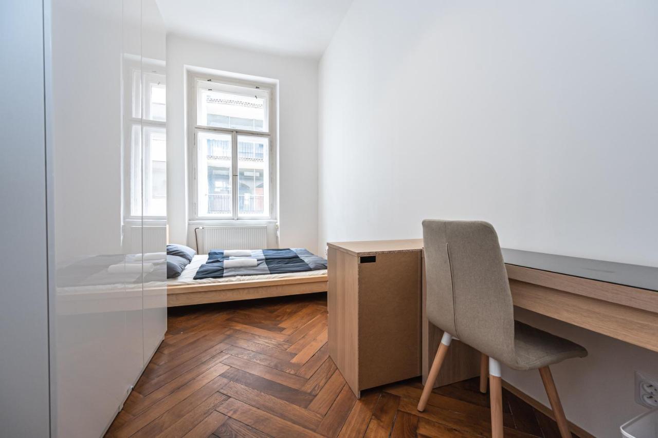 New Town Central Apartment Prague Exterior photo