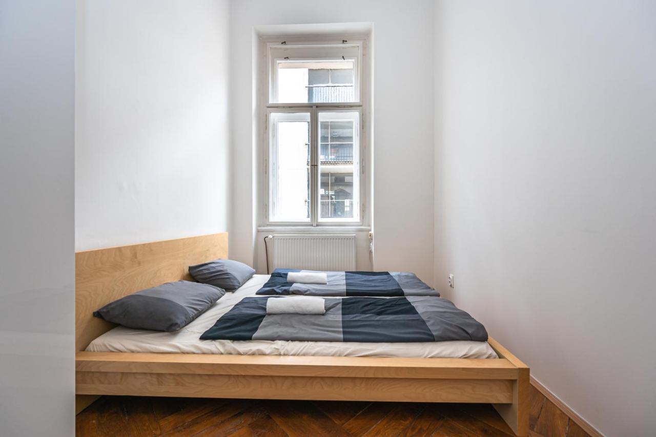 New Town Central Apartment Prague Exterior photo